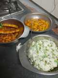 A childrens diner: crispy chicken, peaches and rice