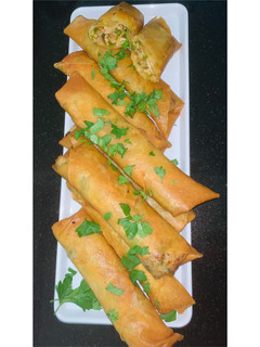 A picture of Chinese Spring Rolls.