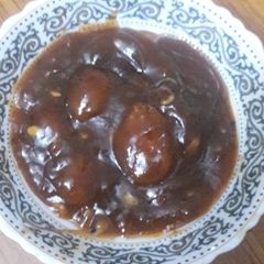 A picture of Aloo bukhary ki chatni.
