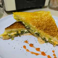 รูปของ 444. Sandwich Roti Tawar Simple