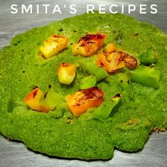 A picture of Palak Uttapam.