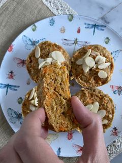 Una foto de Muffins de zanahoria y avena (sin grasas, azúcar y gluten)