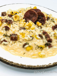 Foto di Risotto Salsiccia, Fontina e Nocciole Super goloso