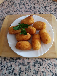 Una foto de Croquetas de patata y queso