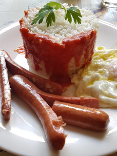 Una foto de Arroz a la cubana