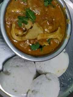 சிப்பி காளான் கிரேவி (chippi kalan gravy recipe in tamil) செய்முறை முக்கிய புகைப்படம்