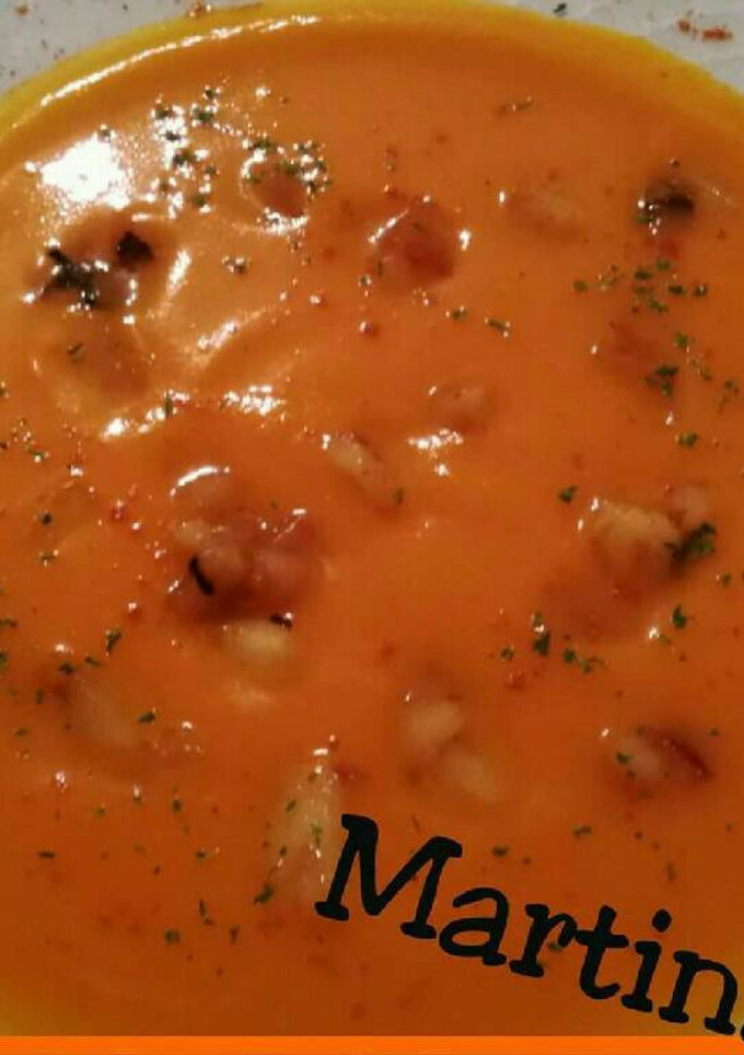 Una foto de Crema de zanahoria y manzana