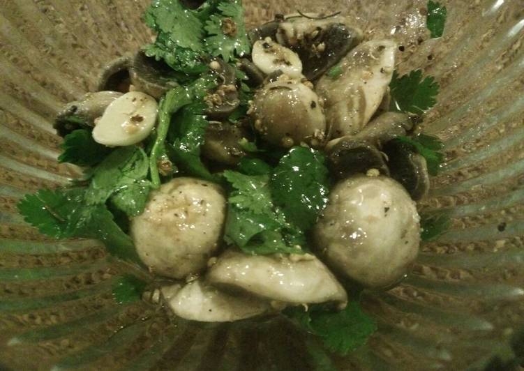 Marinated Mushrooms (jamur marinasi)