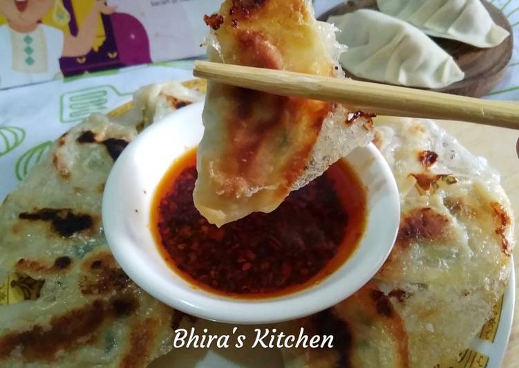 Langkah Mudah untuk Membuat 35.) Gyoza Ayam Anti Gagal