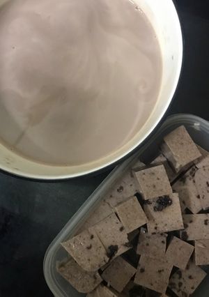 Hình của món Sữa & thạch cacao.
