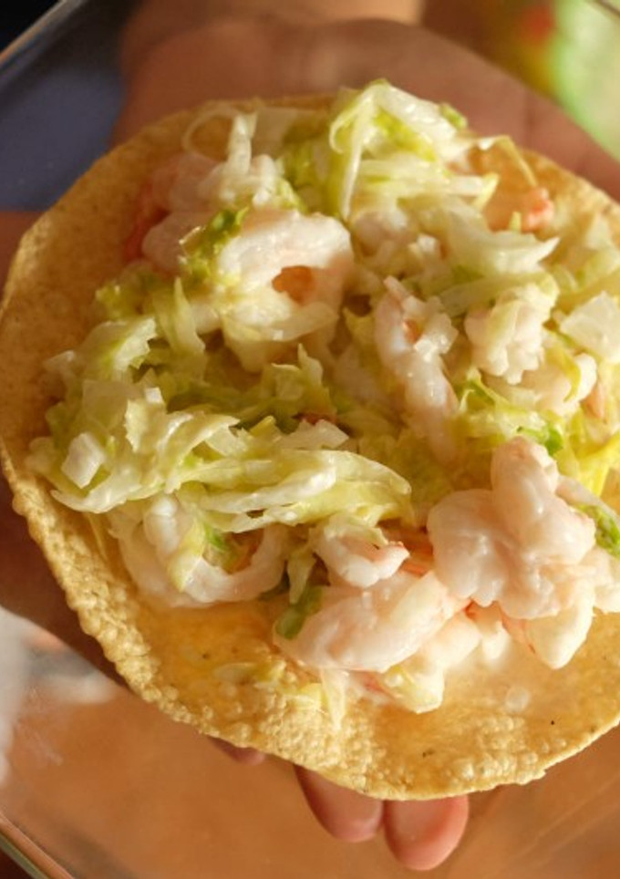 Una foto de Ensalada de camarones