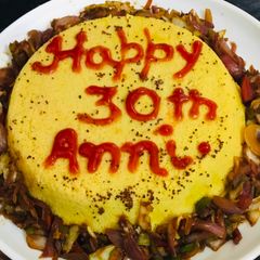 A picture of Dhokla cake.