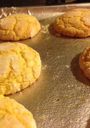 A picture of Cake mix cookies .