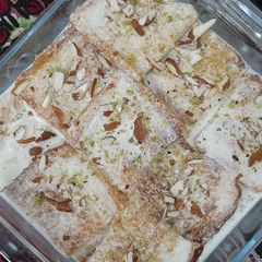 A picture of Shahi tukray.