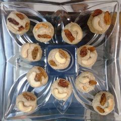 A picture of Deepavali Special Rava Laddu.