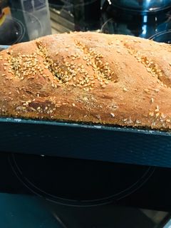 Fűszeres, hagymás kenyér gyorsan recept fotója