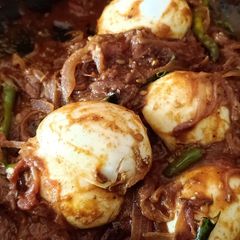 A picture of Egg roast.