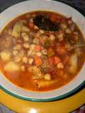 Guiso de mondongo y garbanzo