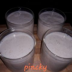 A picture of Buttermilk.