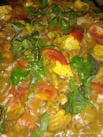 Cara Gampang Membuat Resep Rica-rica ayam pedas yang Uenak Anti Ribet, Uenak Banget