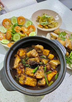 Hình của món Cá bớp kho tiêu.