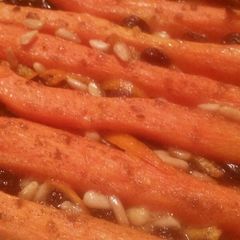 A picture of Cardamom Roasted Carrots.