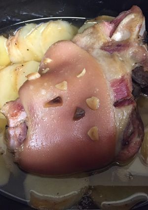 Una foto de Codillo Crock pot