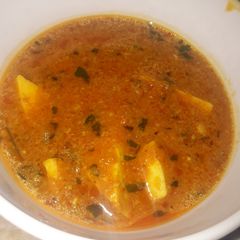 A picture of Shahi paneer.
