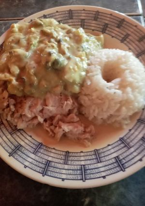 Una foto de Corvina con salsa margarita