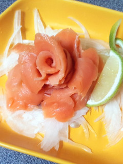 冷燻鮭魚 的食譜成品照片