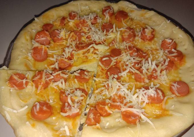 Resep Pizza Teflon Sosis Keju Cheddar Oleh Novia Diana Cookpad