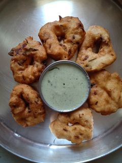 உளுந்து வடை செய்முறை முக்கிய புகைப்படம்