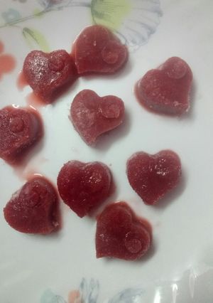 A picture of Strawberry ice-cream chocolate.