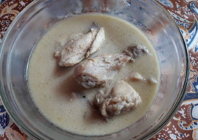 Opor Ayam Kuah Putih