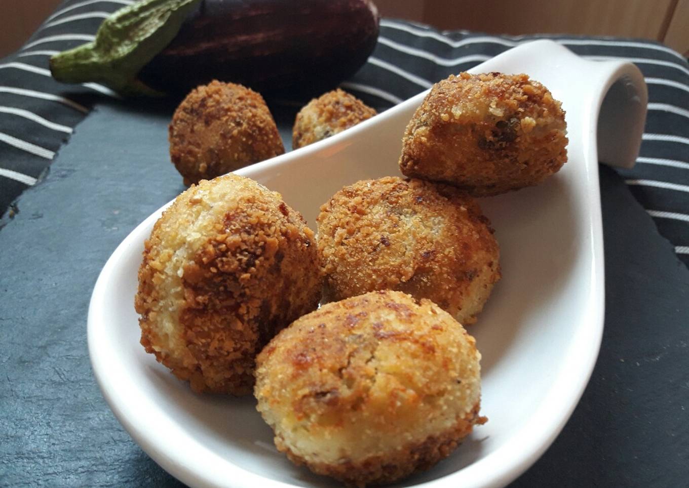 Polpette di melanzane (Albóndigas de berenjena y parmesano)