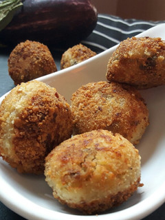Una foto de Polpette di melanzane (Albóndigas de berenjena y parmesano)