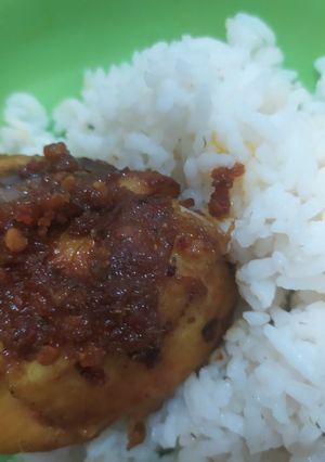 Foto resep Ayam Goreng Sambal Hitam Madura