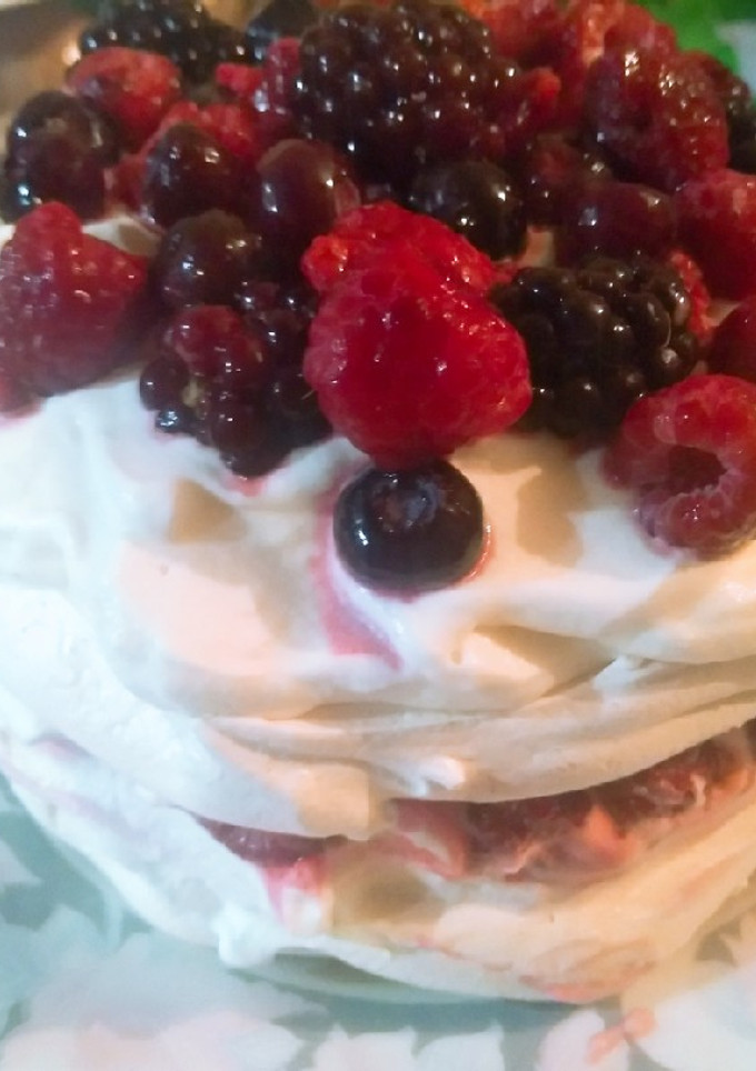 Una foto de Pavlova delicada