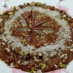 A picture of Besan or suji Ka halwa (khaas halwa).