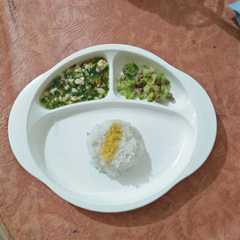 A picture of MPasi 11mos+ tumis brokoli&sapi+bening kale&tahu.