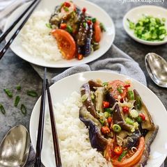 A picture of Eggplant Oyster Sauce Stir Fry.