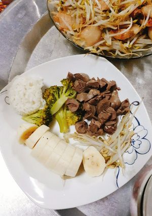 Hình của món Tim gà hấp cho bé.