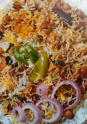 A picture of Hyderabadi Qabooli rice.