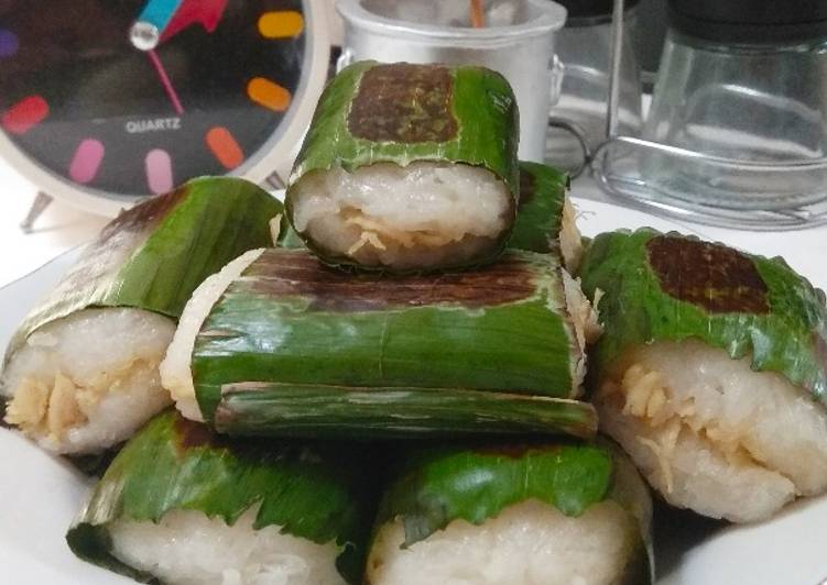 Lemper Ayam