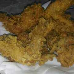 A picture of Kentucky sayap ayam.