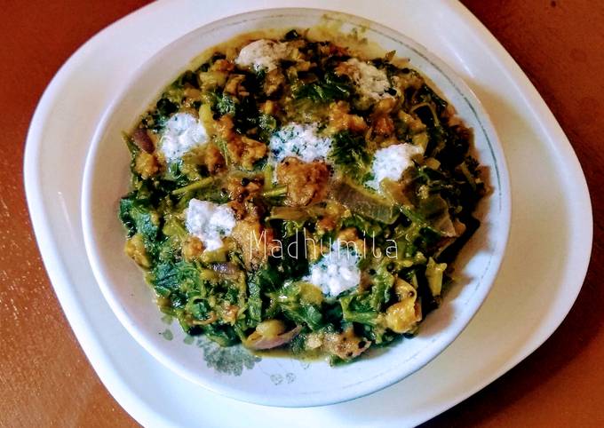 Palak Veggies and Urad dal Bodi Tarkari