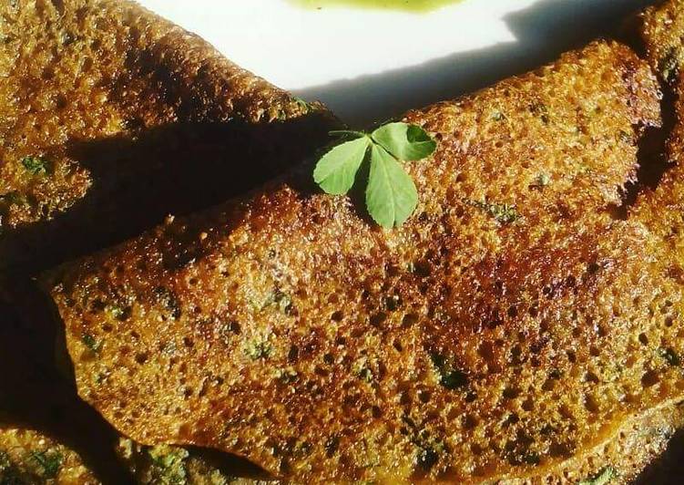 Simple Way to Prepare Homemade Fenugreek leaves dosa