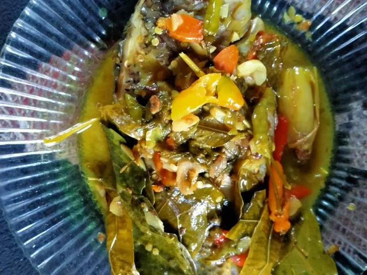 Langkah Gampang Membikin Resep Sayur asam nila daun kedongdong🤤 yang Bisa Manjain Lidah Anti Ribet, Uenak Banget