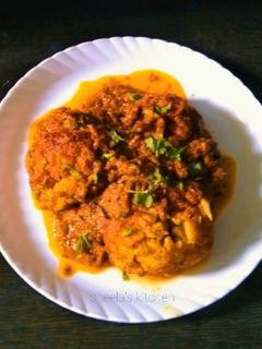 গোটা ফুলকপির মসলা সব্জী (gota fulkopir masla sabji recipe in Bengali) রেসিপির প্রধান ছবি