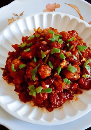 A picture of Restaurant style tasty crispy yummy cauliflower Manchurian.